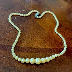 1930’s Pearl Vintage Necklace